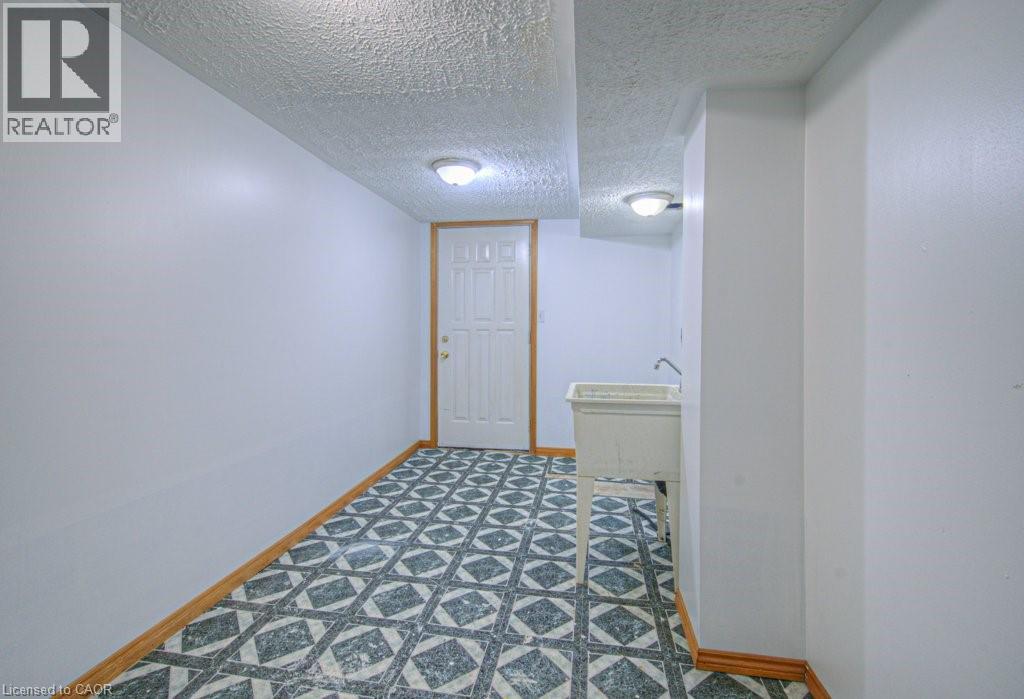 270 Dolph Street N, Cambridge, Ontario  N3H 2A7 - Photo 21 - 40772388