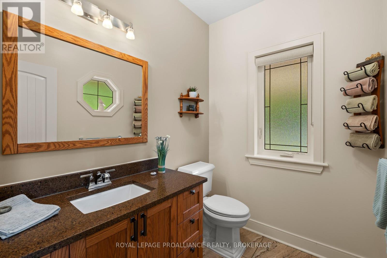 3670b Westport Road, Frontenac, Ontario  K0H 1T0 - Photo 12 - X12437123