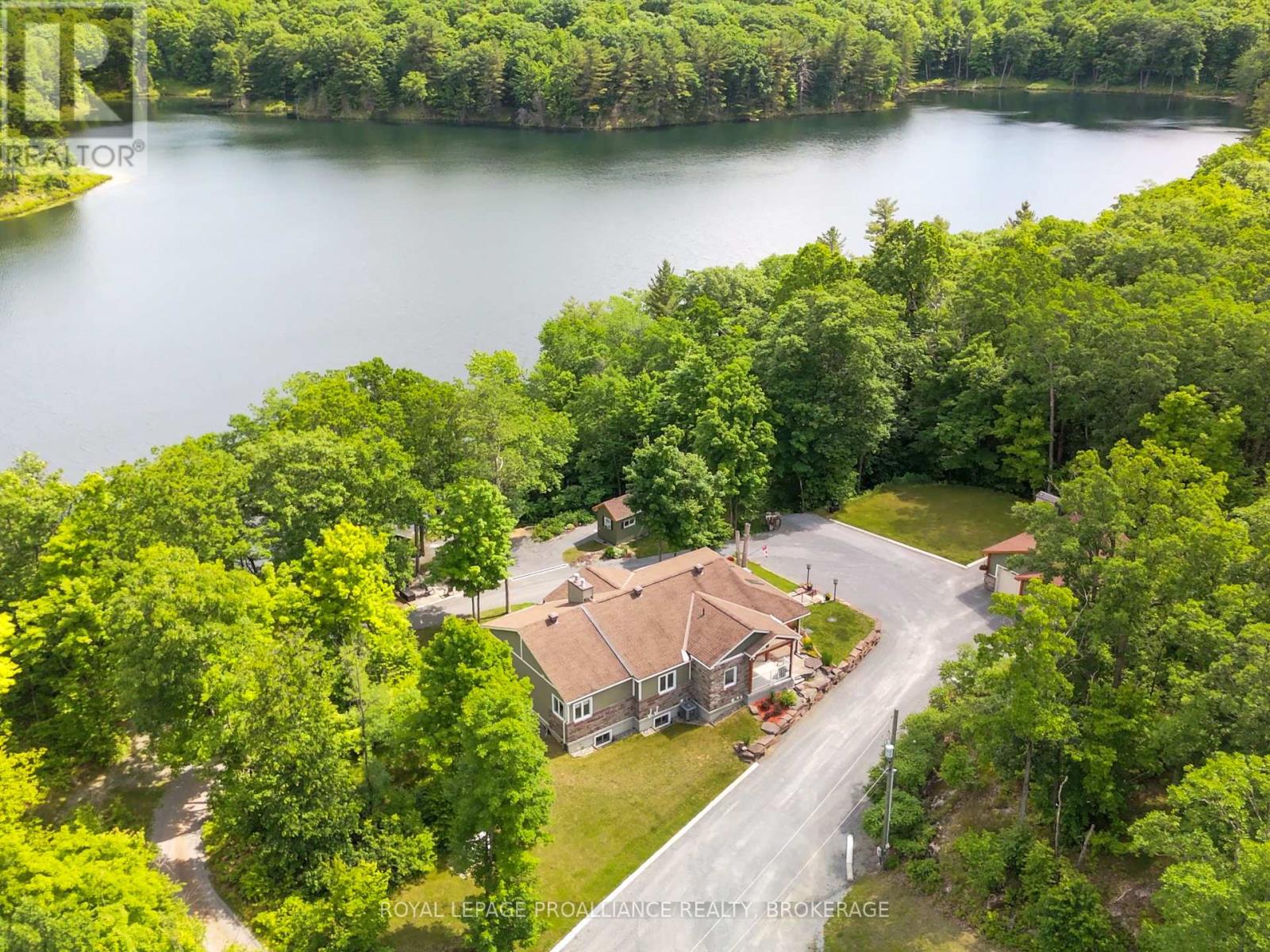 3670b Westport Road, Frontenac, Ontario  K0H 1T0 - Photo 2 - X12437123