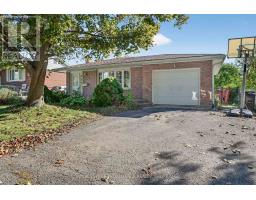 747 LAIDLAW CRESCENT, Kingston, Ontario