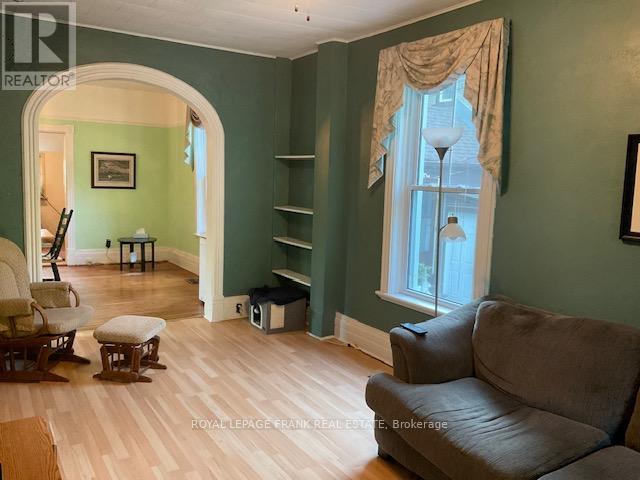 168 Rubidge Street, Peterborough, Ontario  K9J 3N7 - Photo 6 - X12437281