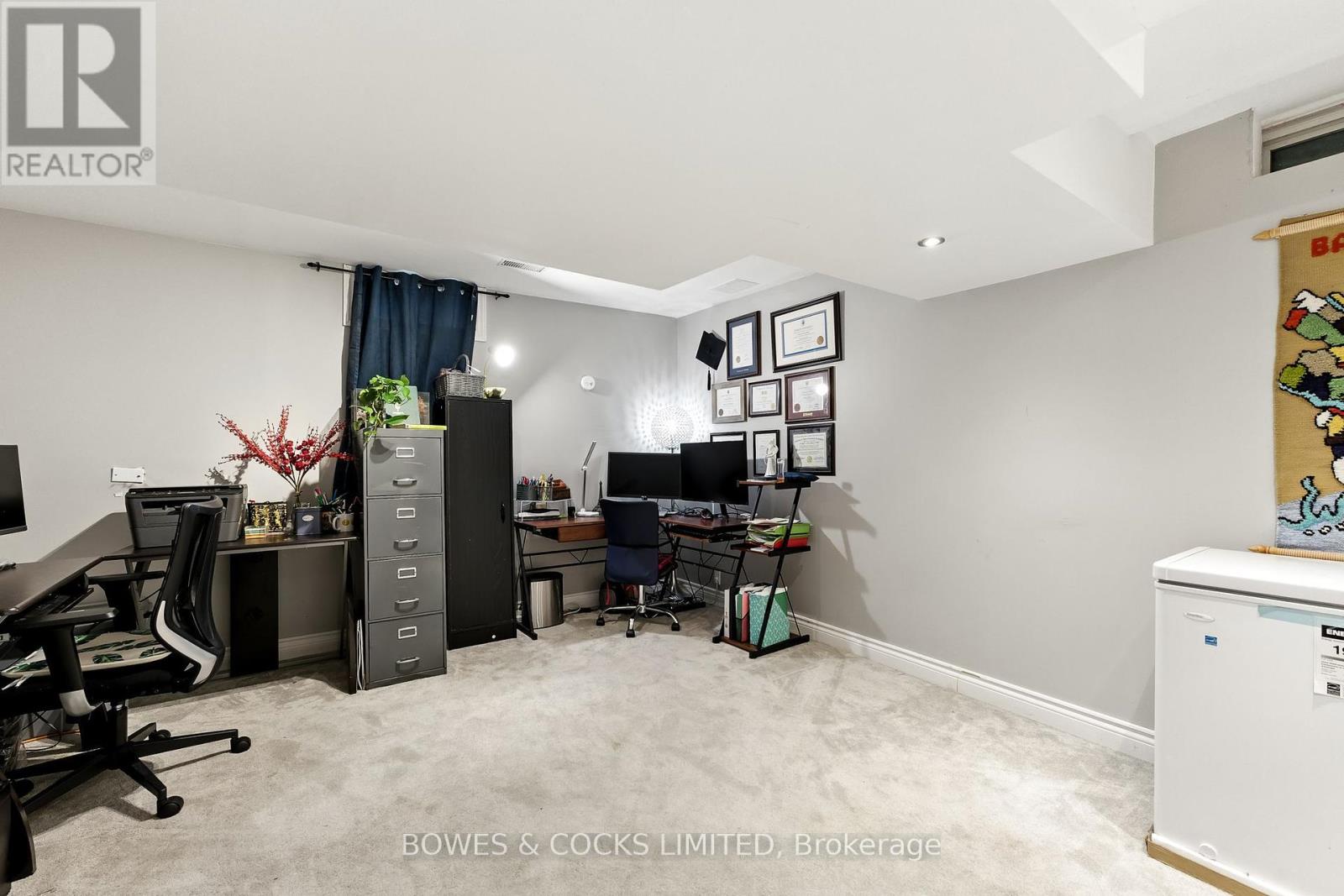 210 Farrier Crescent, Peterborough, Ontario  K9L 0A6 - Photo 32 - X12437295