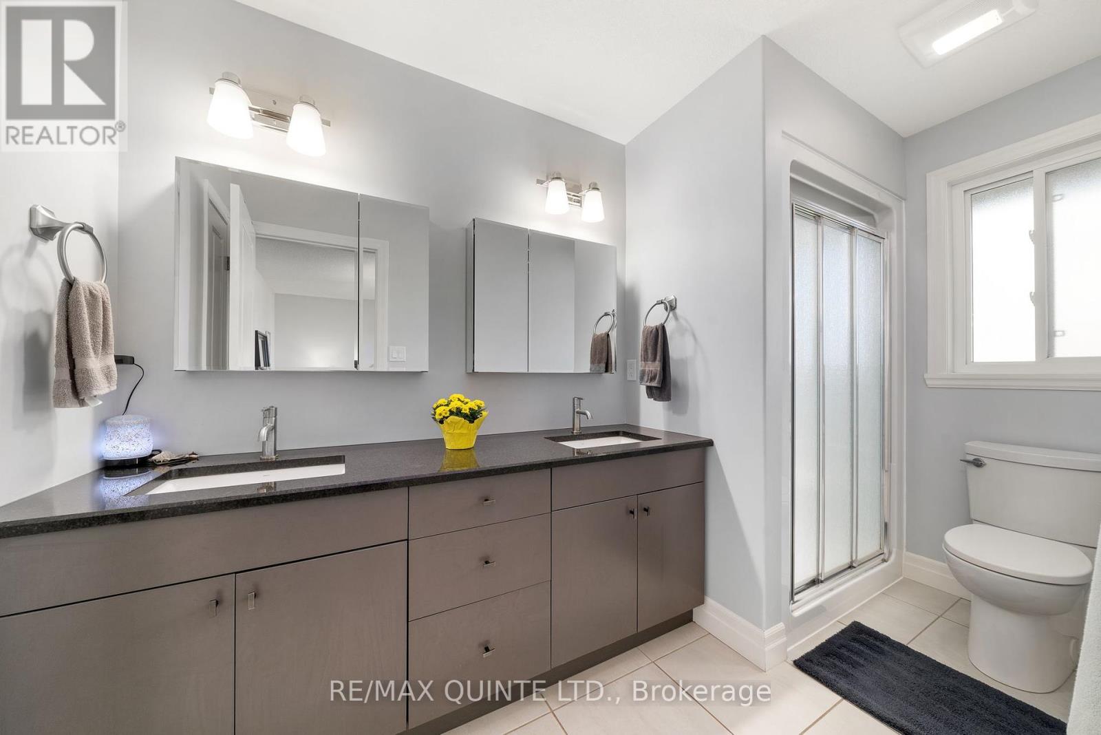 56 Mcintosh Crescent, Quinte West, Ontario  K8V 0G1 - Photo 18 - X12437308