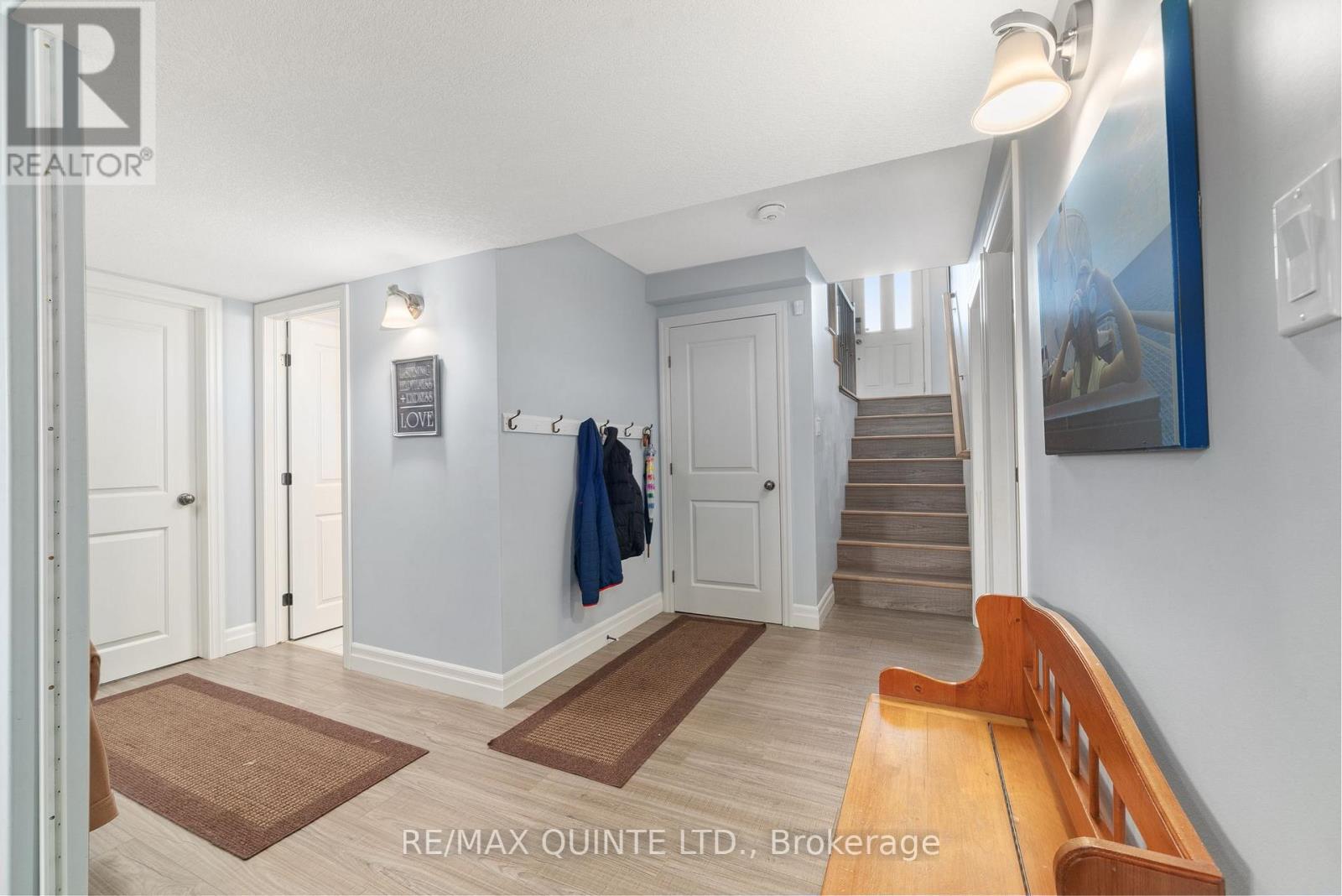 56 Mcintosh Crescent, Quinte West, Ontario  K8V 0G1 - Photo 22 - X12437308