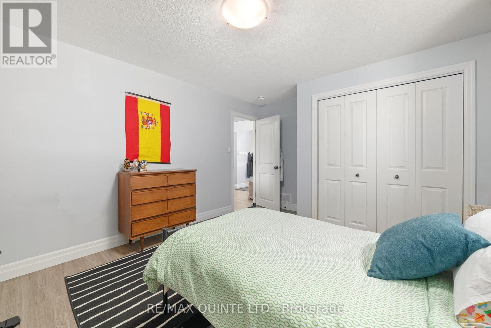 56 Mcintosh Crescent, Quinte West, Ontario  K8V 0G1 - Photo 24 - X12437308