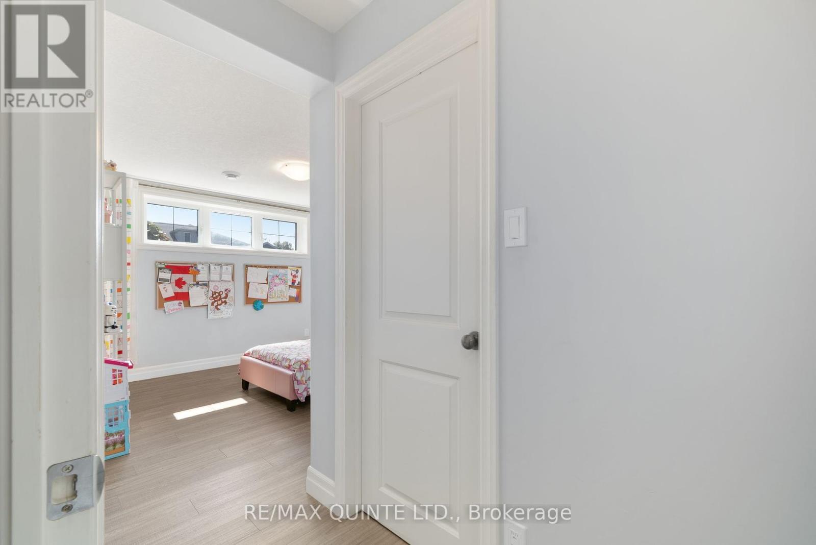56 Mcintosh Crescent, Quinte West, Ontario  K8V 0G1 - Photo 27 - X12437308