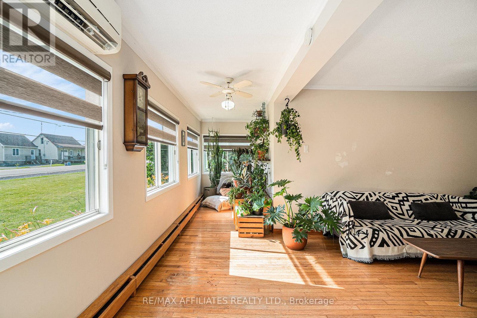 3971 Champlain Street, Clarence-Rockland, Ontario  K0A 1E0 - Photo 5 - X12294150