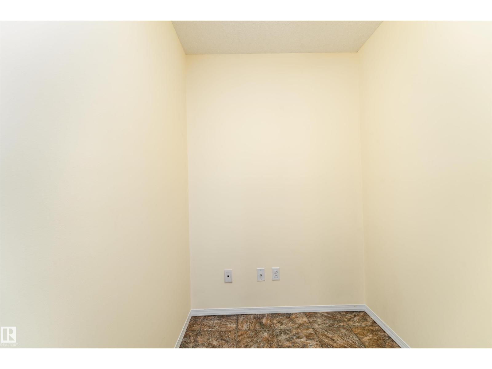 #438 301 Clareview Station Dr Nw, Edmonton, Alberta  T6J 7H3 - Photo 6 - E4460195