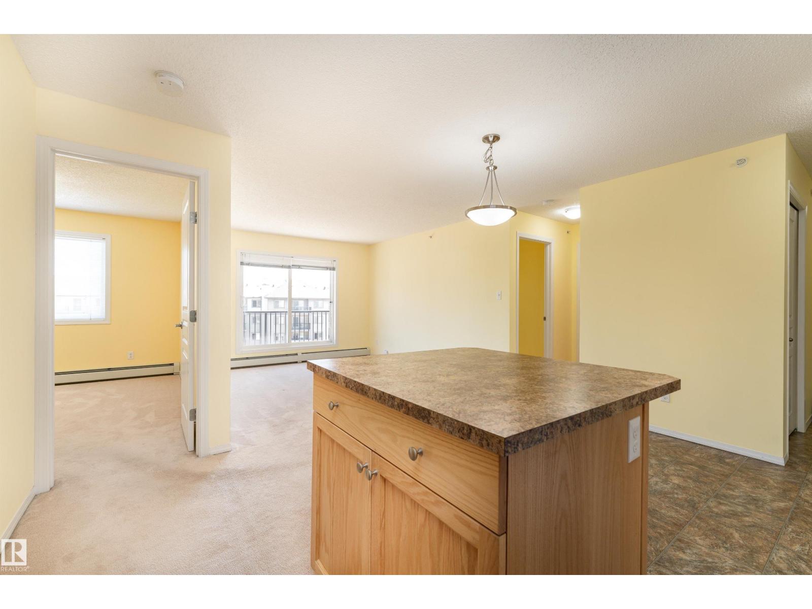 #438 301 Clareview Station Dr Nw, Edmonton, Alberta  T6J 7H3 - Photo 8 - E4460195