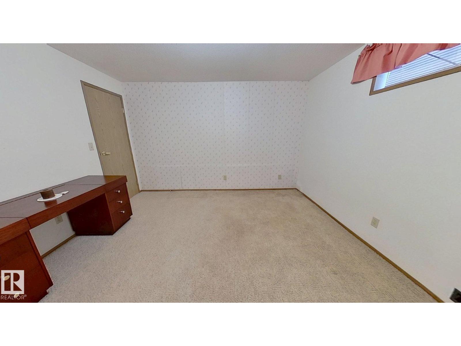 3924 56a Street Cl, Camrose, Alberta  T4V 4L1 - Photo 16 - E4460196