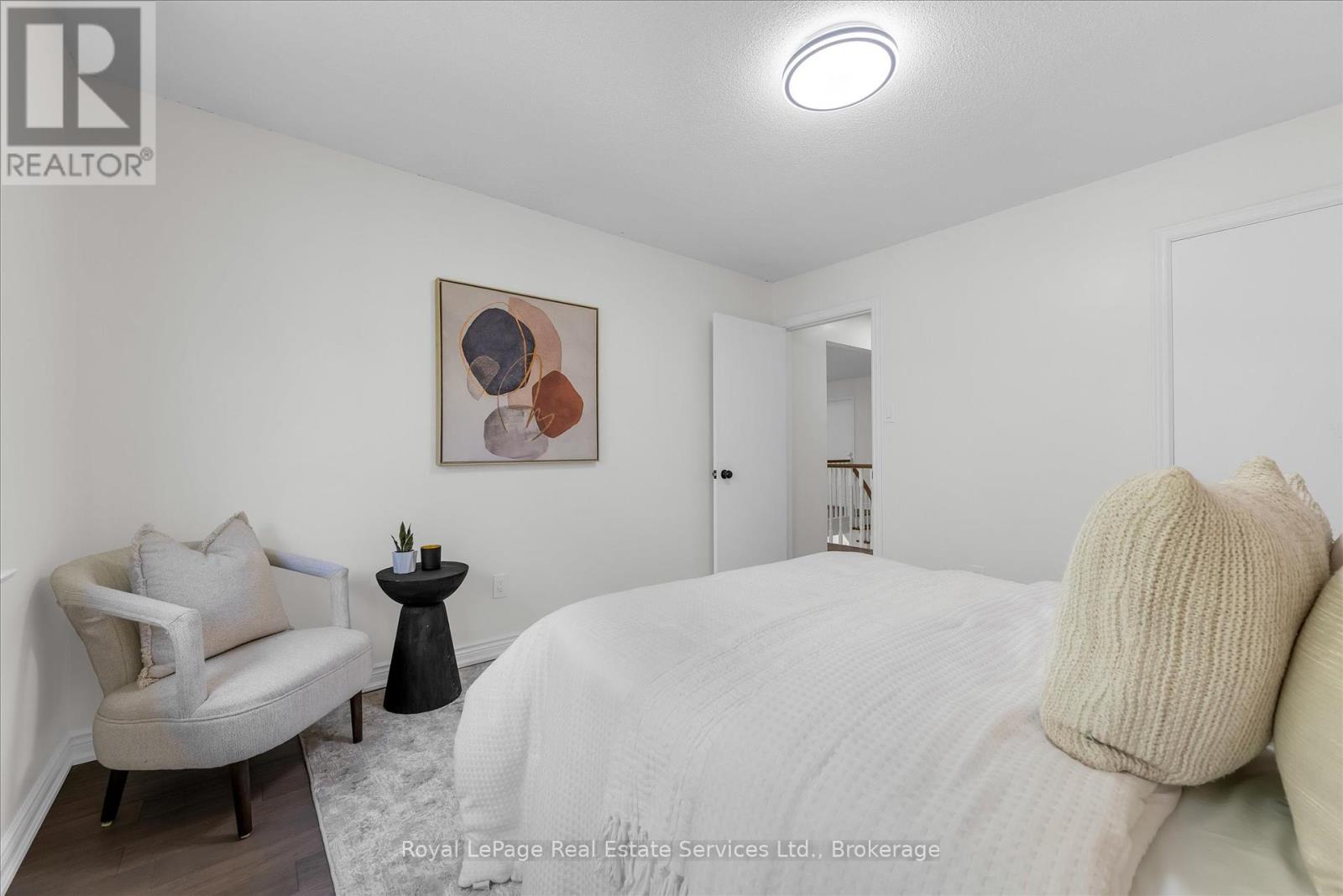 2938 Mulberry Drive, Oakville, Ontario  L6J 7H3 - Photo 23 - W12437159