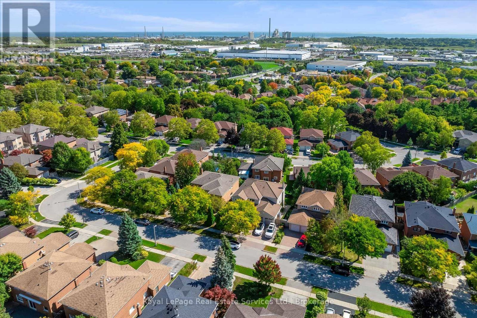 2938 Mulberry Drive, Oakville, Ontario  L6J 7H3 - Photo 47 - W12437159