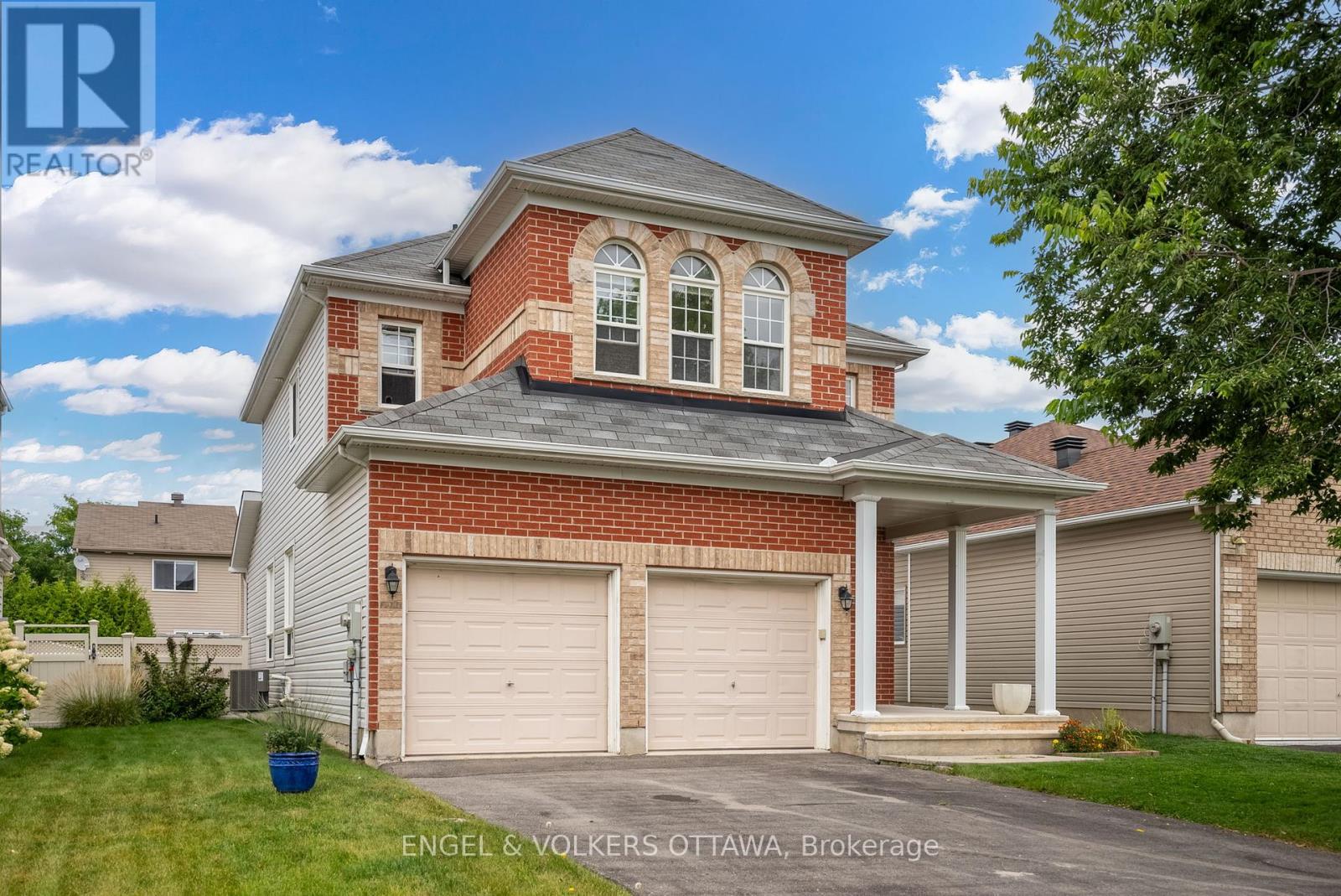 793 VALIN STREET, Ottawa, Ontario