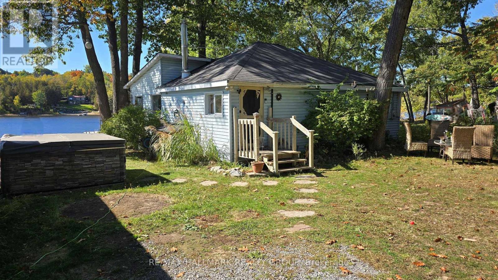 1048 BAYVIEW DRIVE, Ottawa, Ontario