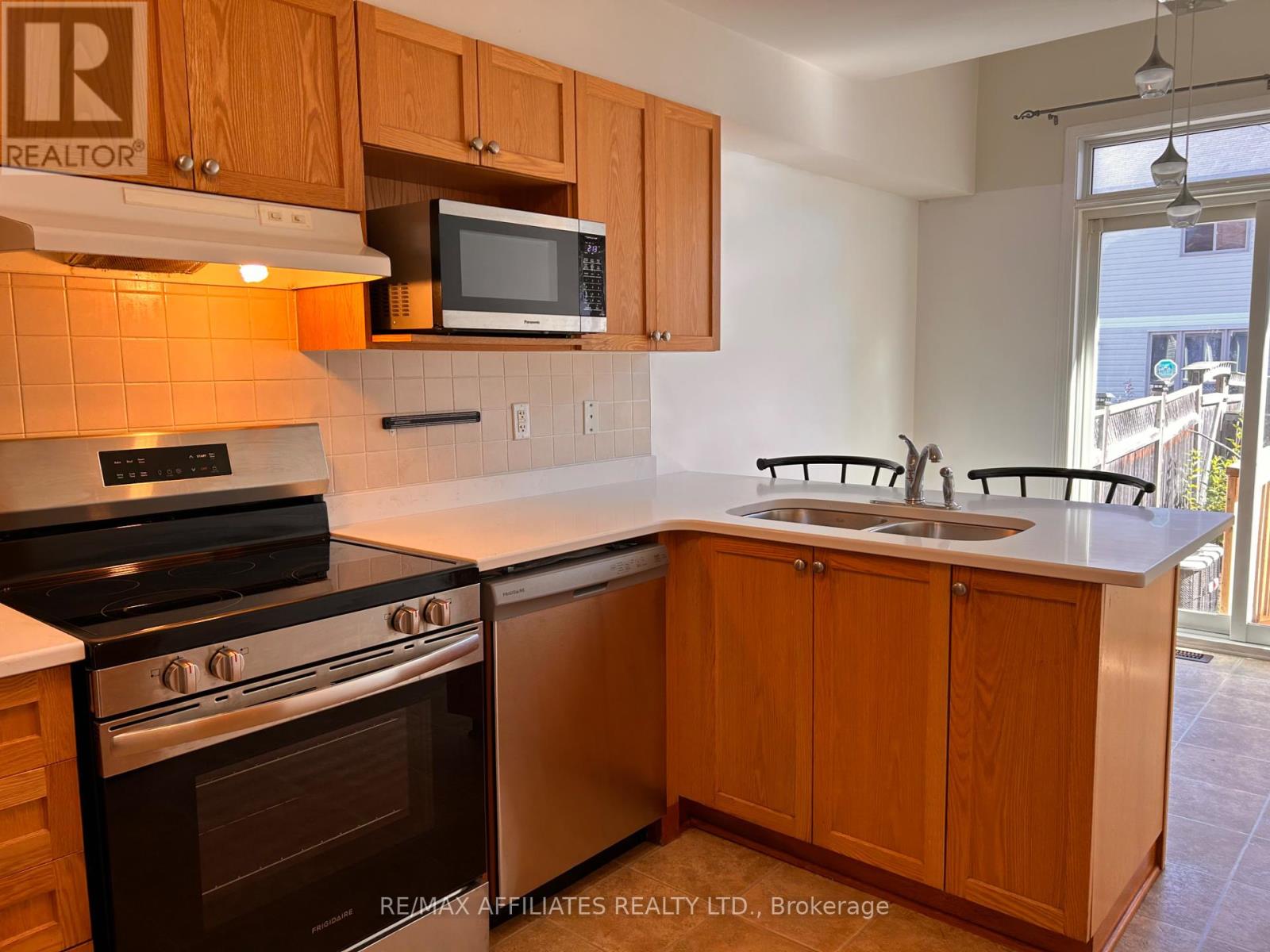 1008 Klondike Road, Ottawa, Ontario  K2K 0C3 - Photo 15 - X12437254