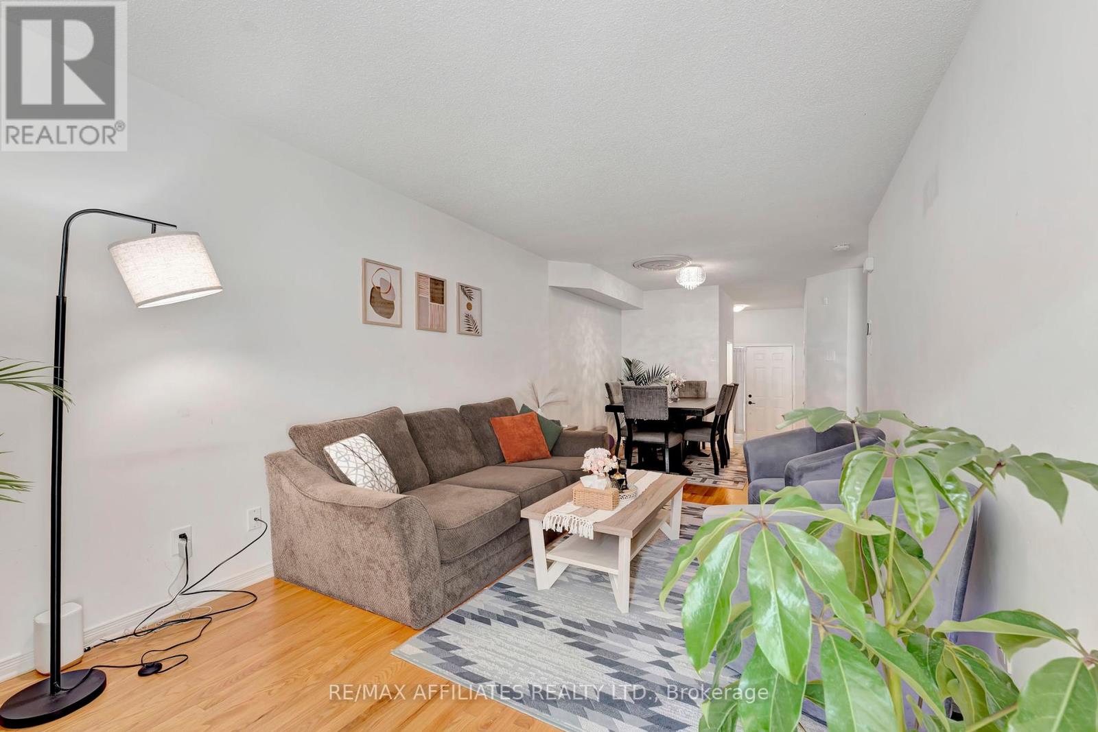 1008 Klondike Road, Ottawa, Ontario  K2K 0C3 - Photo 7 - X12437254