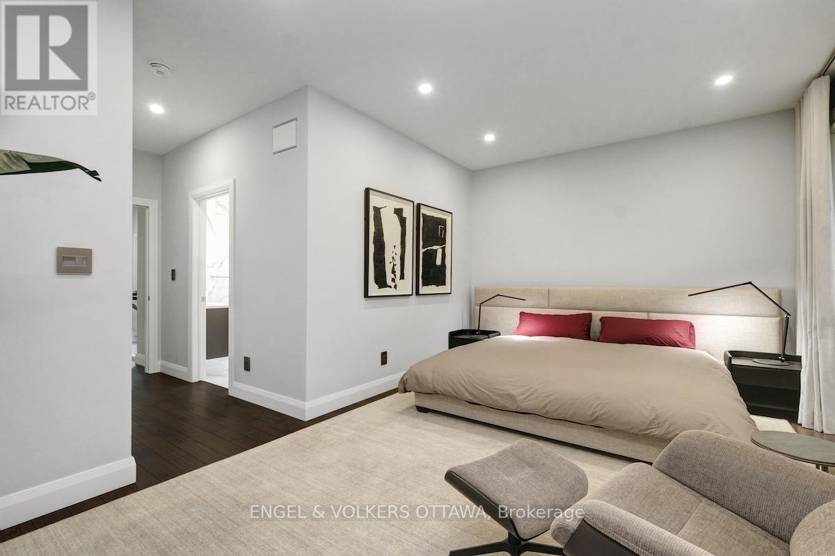 305 Westhill Avenue, Ottawa, Ontario  K1Z 7H7 - Photo 26 - X12437279