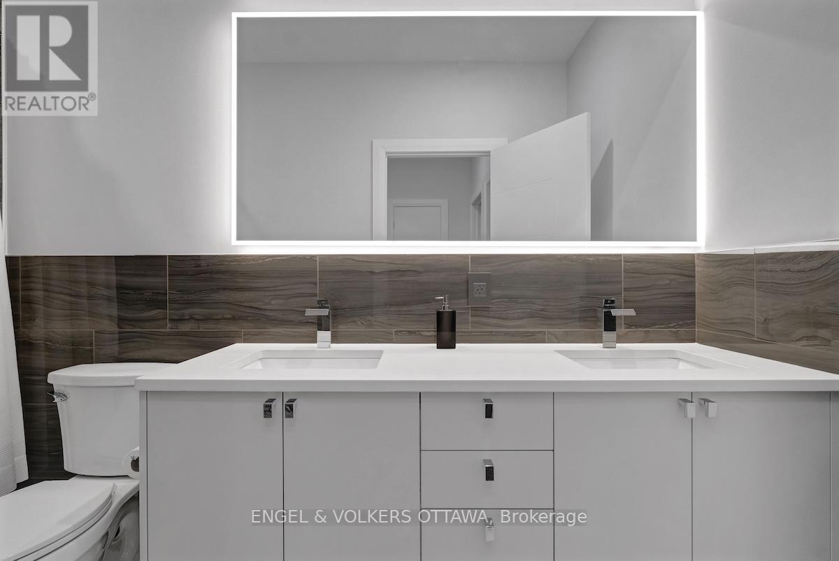 305 Westhill Avenue, Ottawa, Ontario  K1Z 7H7 - Photo 34 - X12437279