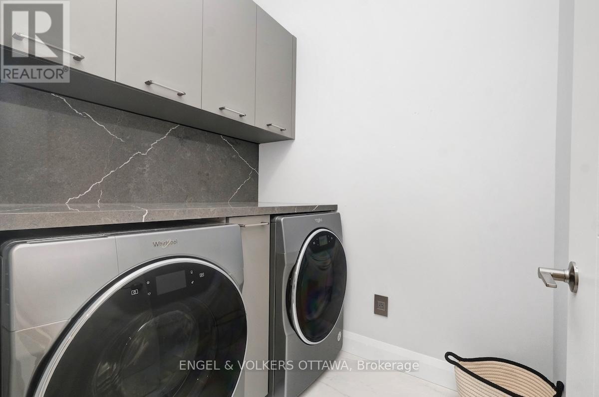 305 Westhill Avenue, Ottawa, Ontario  K1Z 7H7 - Photo 37 - X12437279