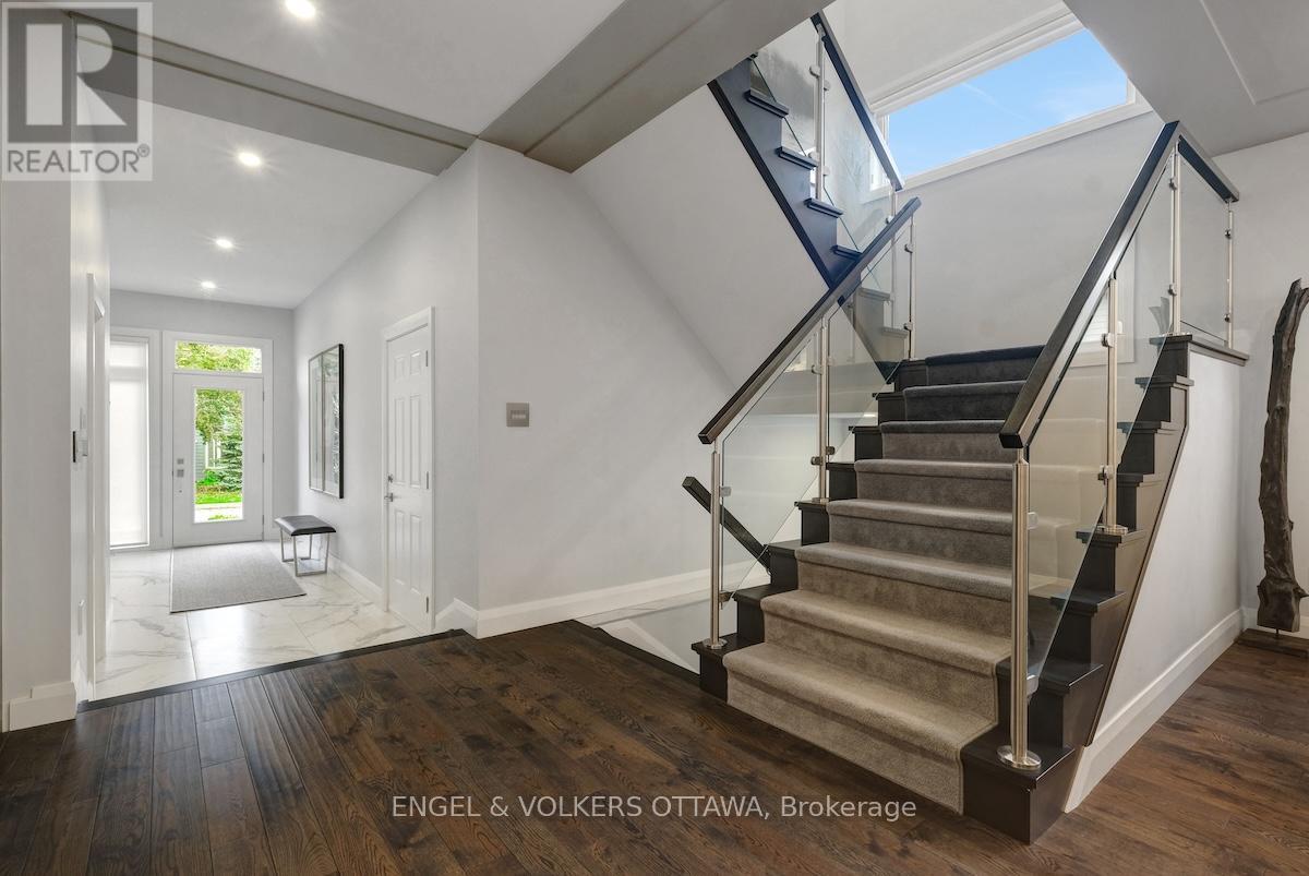 305 Westhill Avenue, Ottawa, Ontario  K1Z 7H7 - Photo 7 - X12437279