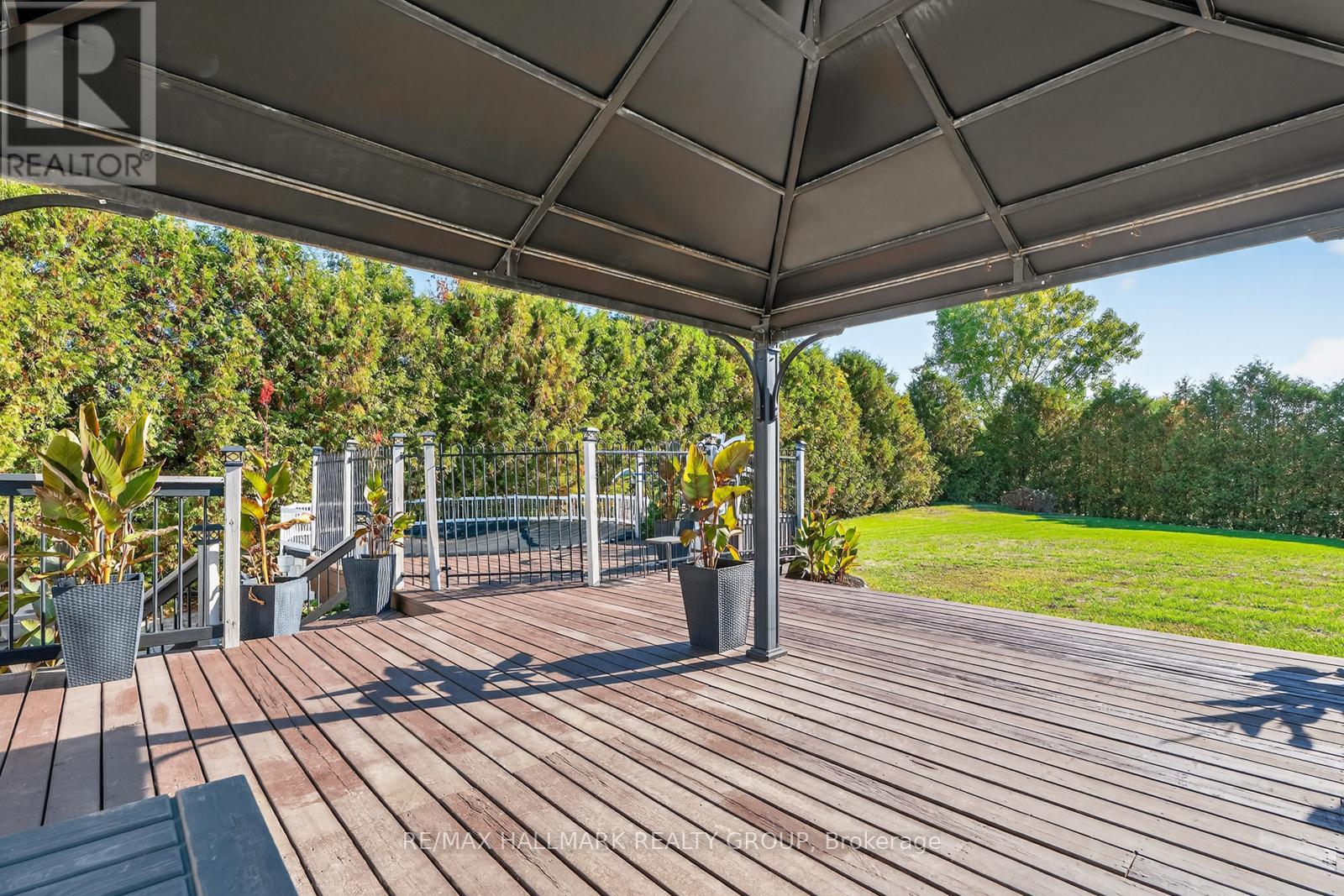 2851 Glenwood Drive, Ottawa, Ontario  K0A 2P0 - Photo 35 - X12437280