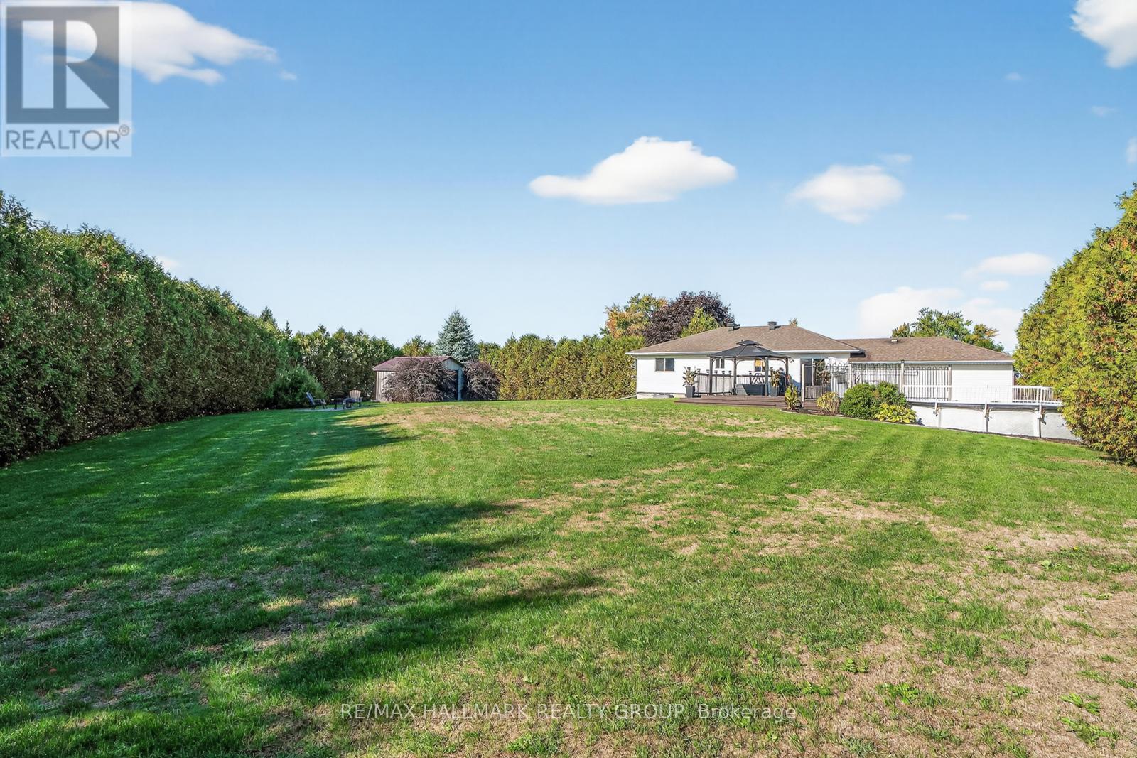 2851 Glenwood Drive, Ottawa, Ontario  K0A 2P0 - Photo 39 - X12437280