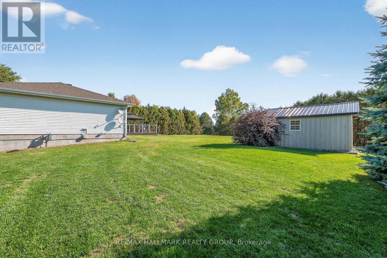 2851 Glenwood Drive, Ottawa, Ontario  K0A 2P0 - Photo 40 - X12437280