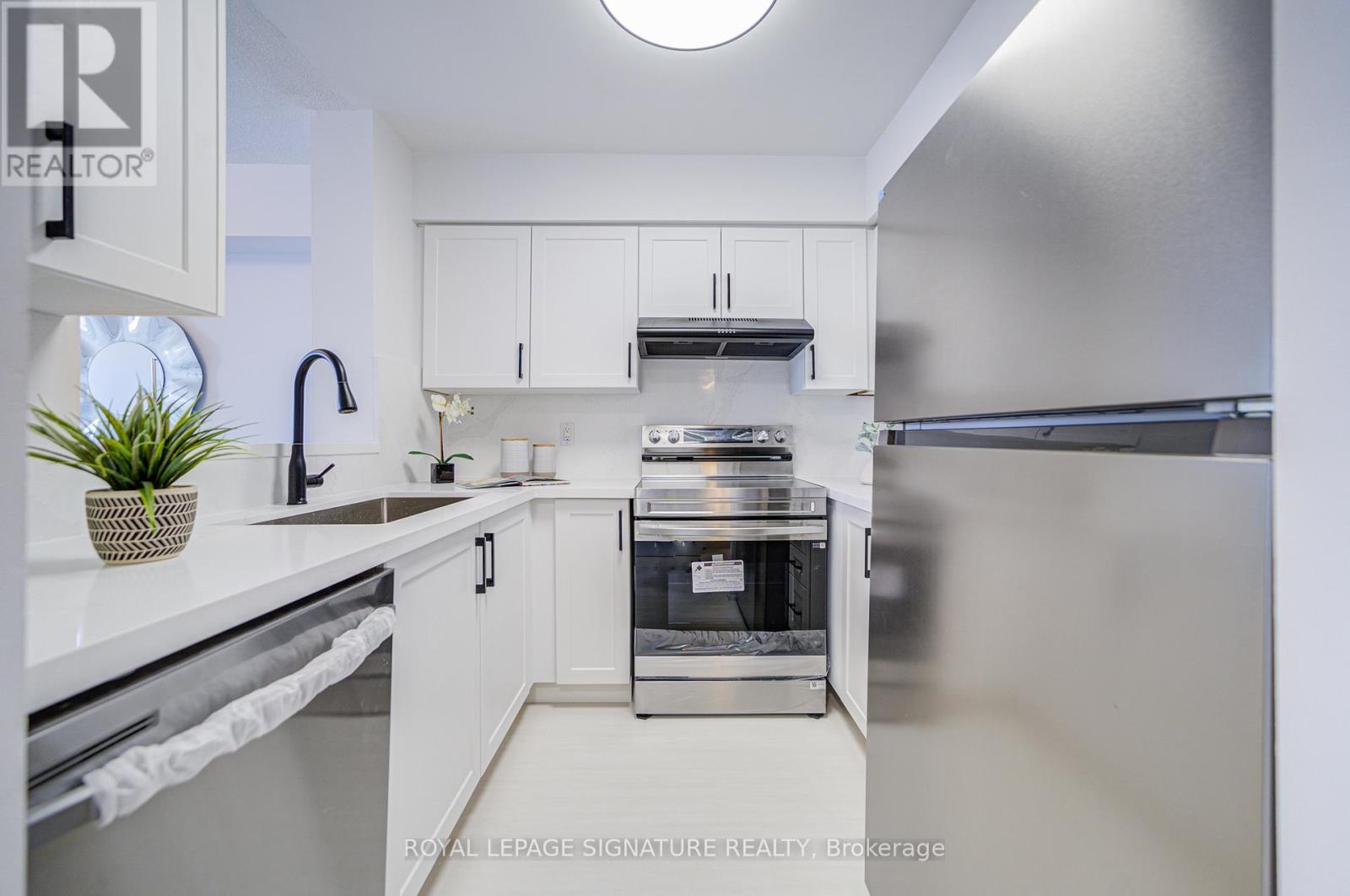 2503 - 35 Finch Avenue E, Toronto, Ontario  M2N 6Z8 - Photo 12 - C12436987