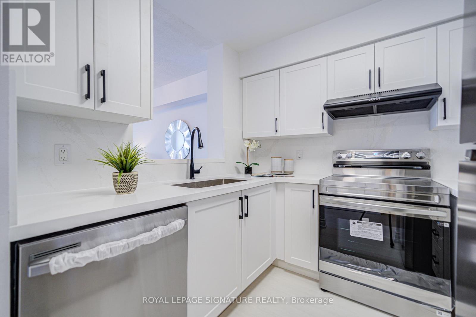 2503 - 35 Finch Avenue E, Toronto, Ontario  M2N 6Z8 - Photo 13 - C12436987