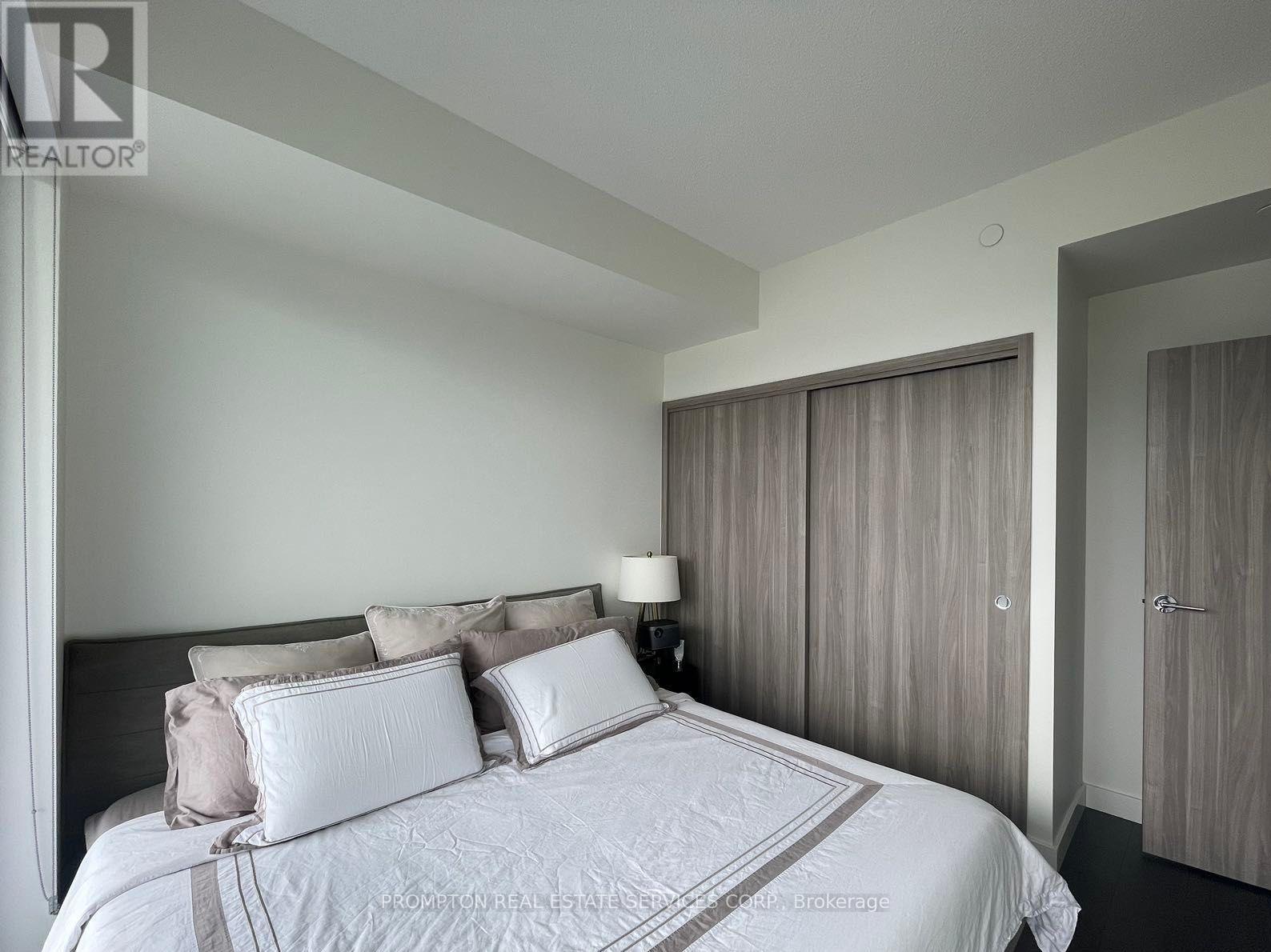 1011 - 85 Mcmahon Drive, Toronto, Ontario  M2K 0H1 - Photo 5 - C12437002