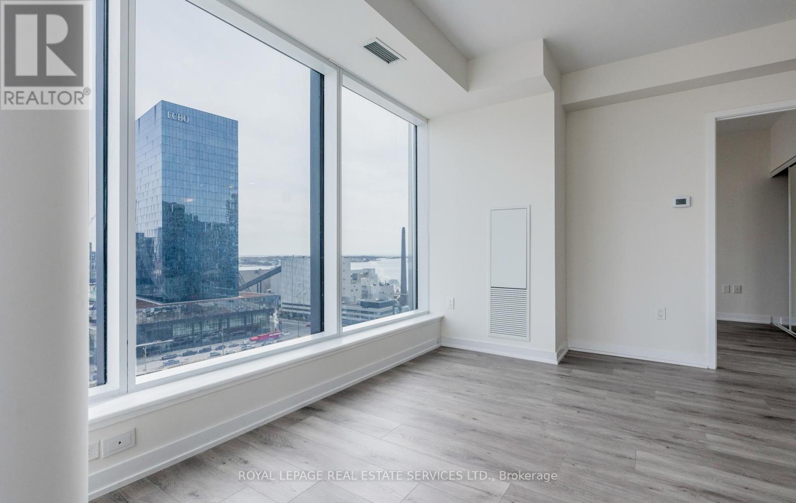 1307 - 28 Freedland Street, Toronto, Ontario  M5E 0E3 - Photo 15 - C12437012