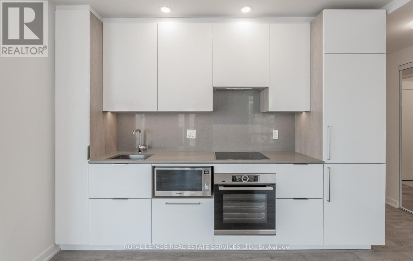 1307 - 28 Freedland Street, Toronto, Ontario  M5E 0E3 - Photo 3 - C12437012