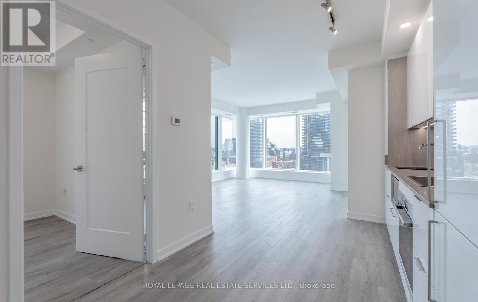 1307 - 28 Freedland Street, Toronto, Ontario  M5E 0E3 - Photo 4 - C12437012