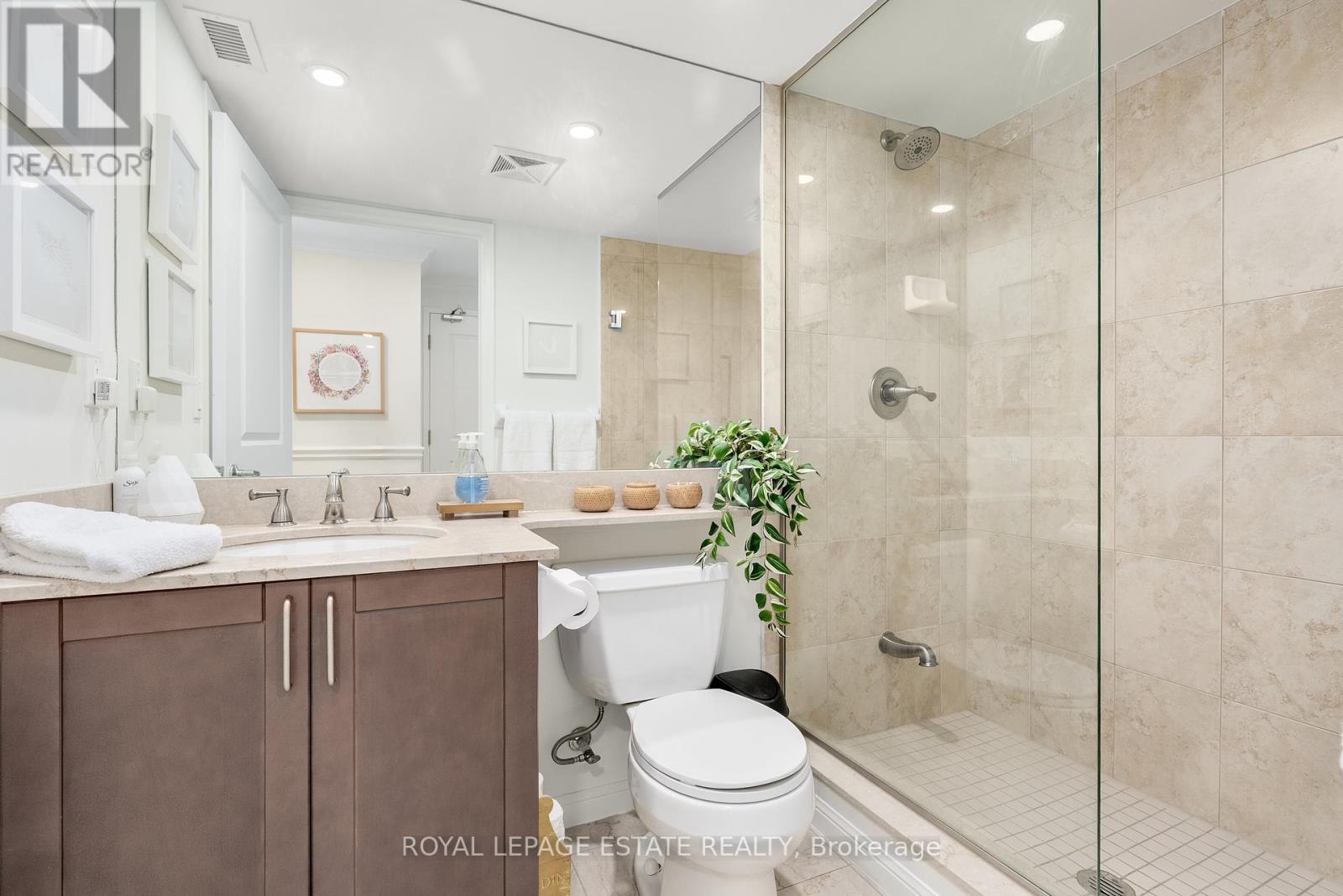313 - 900 Mount Pleasant Road, Toronto, Ontario  M4P 3J9 - Photo 6 - C12437018