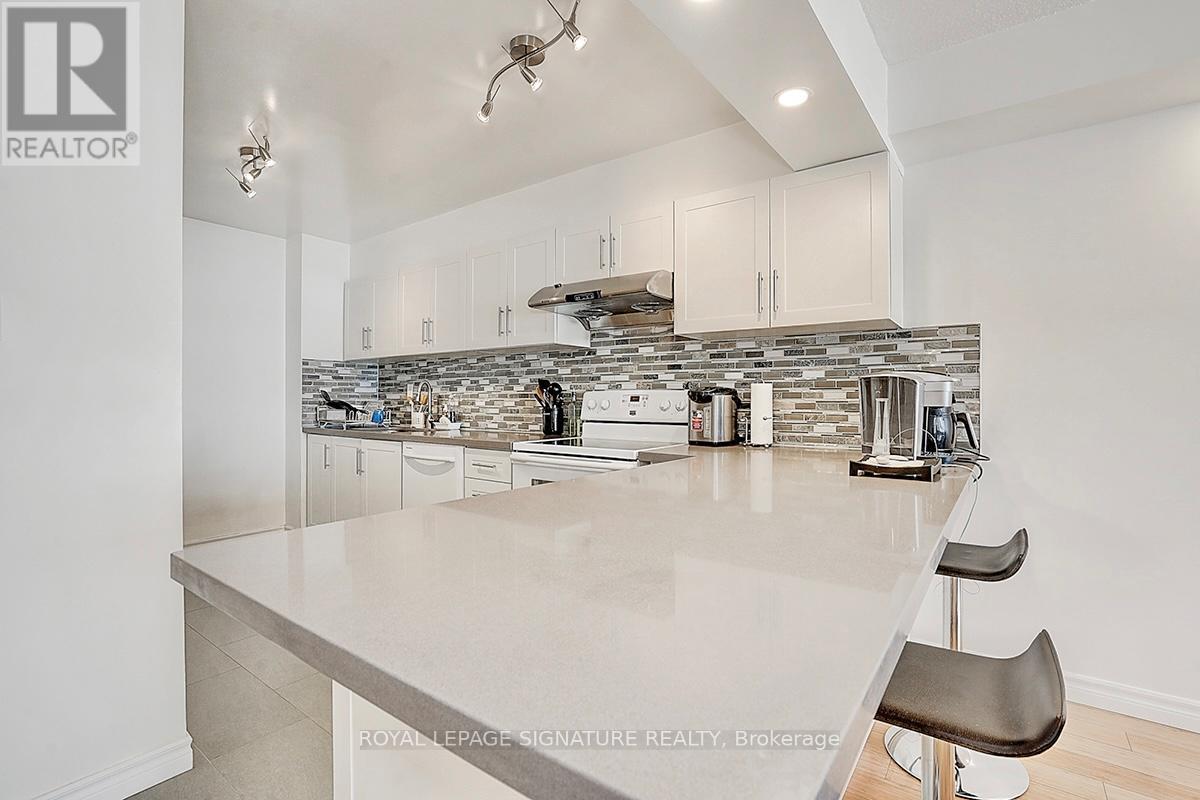 1209 - 45 Carlton Street, Toronto, Ontario  M5B 2H9 - Photo 2 - C12437071