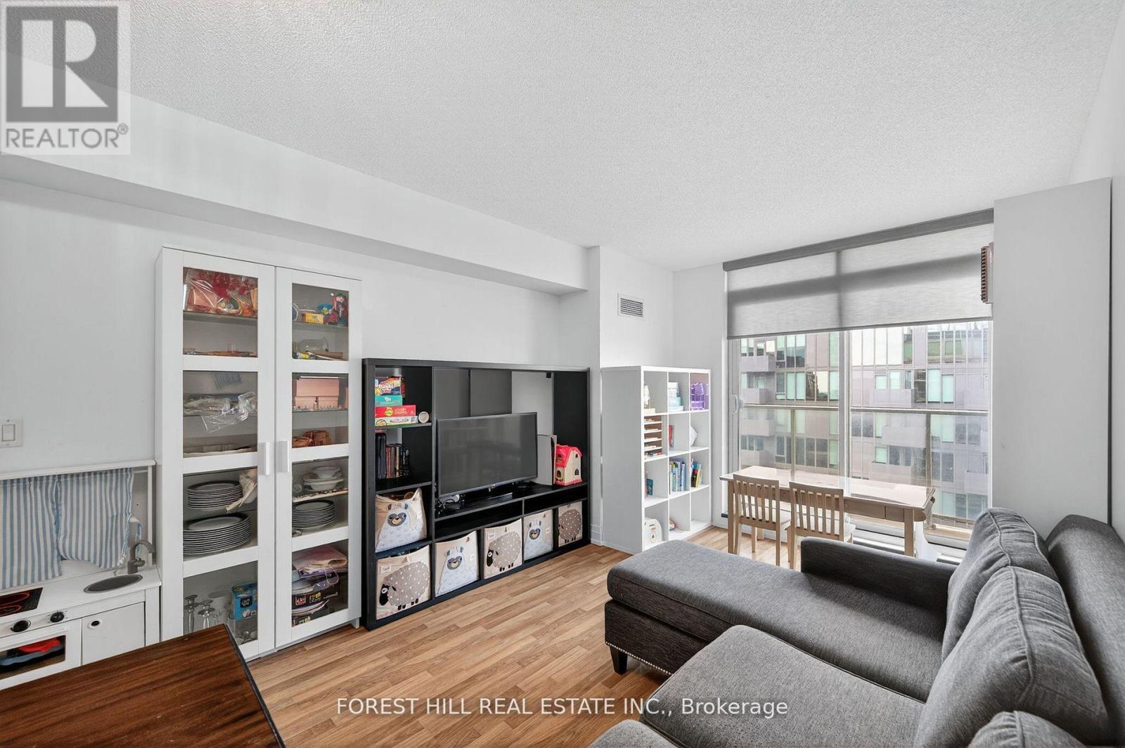 W1204 - 565 Wilson Avenue, Toronto, Ontario  M3H 0C6 - Photo 14 - C12437094
