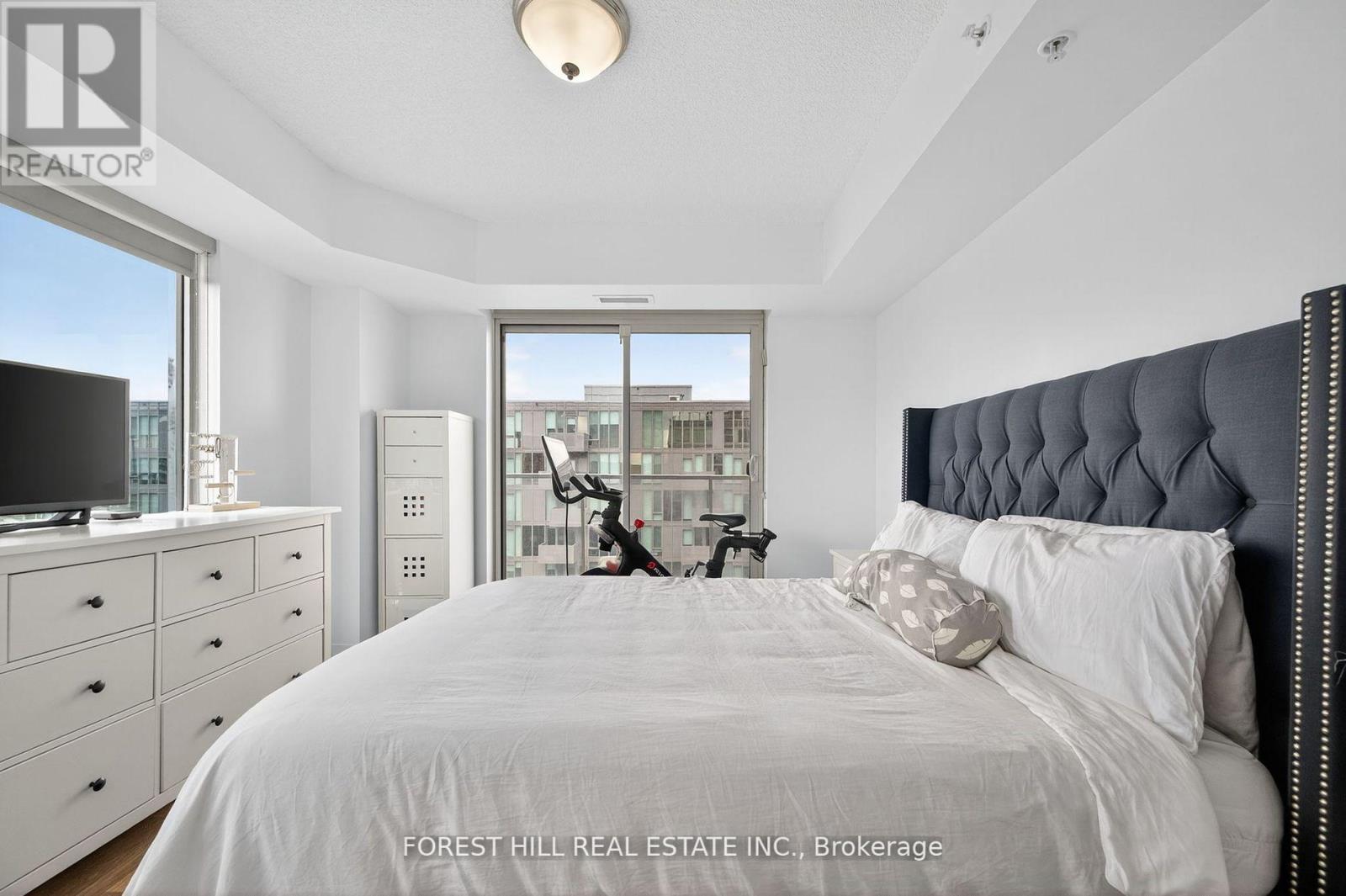 W1204 - 565 Wilson Avenue, Toronto, Ontario  M3H 0C6 - Photo 17 - C12437094