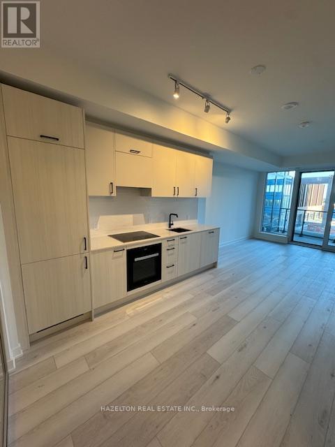 227 - 1 Kyle Lowry Road, Toronto, Ontario  M3C 0S6 - Photo 2 - C12437096
