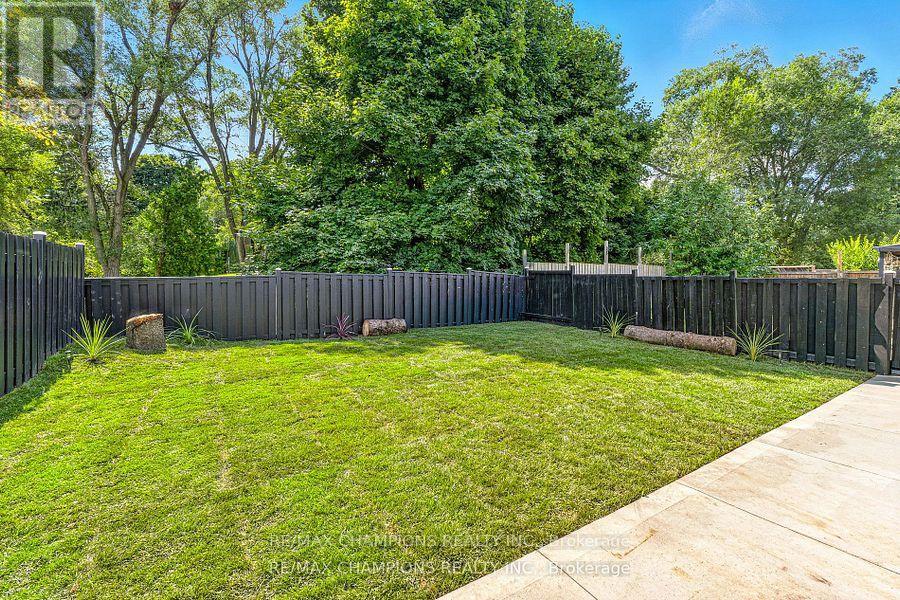 35 Hercules Court, Brampton, Ontario  L6S 1X6 - Photo 13 - W12436706