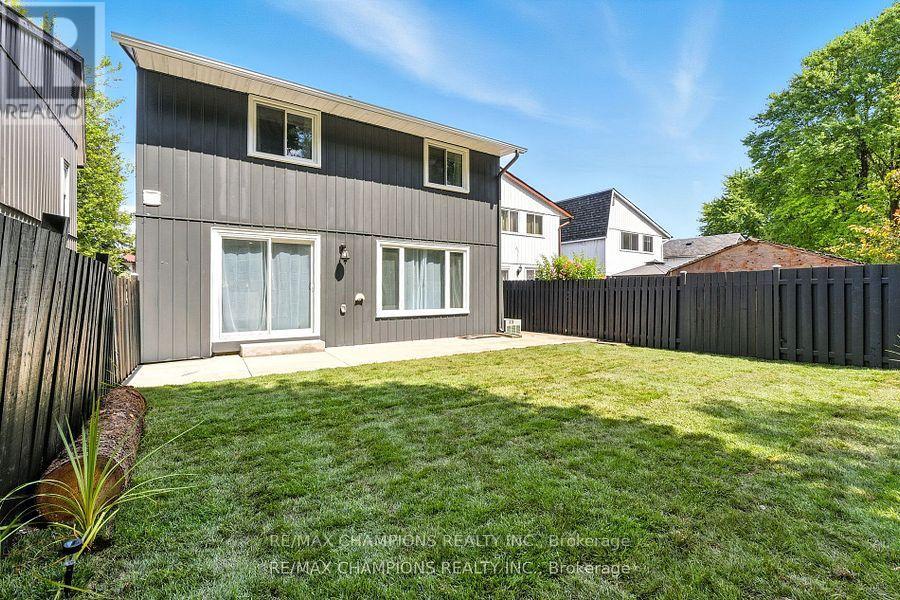 35 Hercules Court, Brampton, Ontario  L6S 1X6 - Photo 37 - W12436706