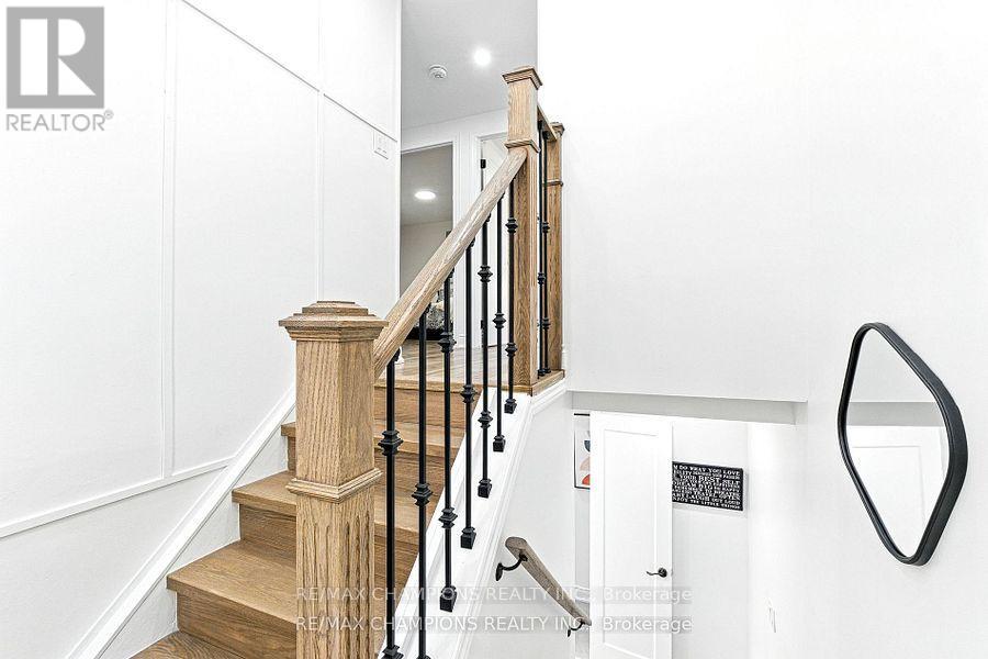 35 Hercules Court, Brampton, Ontario  L6S 1X6 - Photo 47 - W12436706