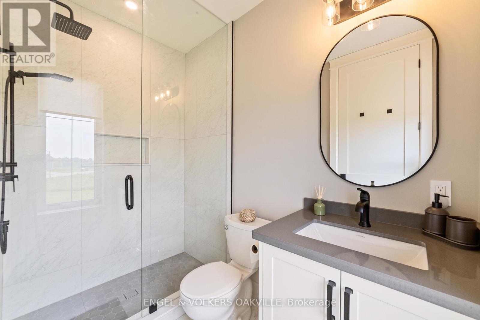 91 Logan Road, Caledon, Ontario  L7E 4L5 - Photo 33 - W12436719