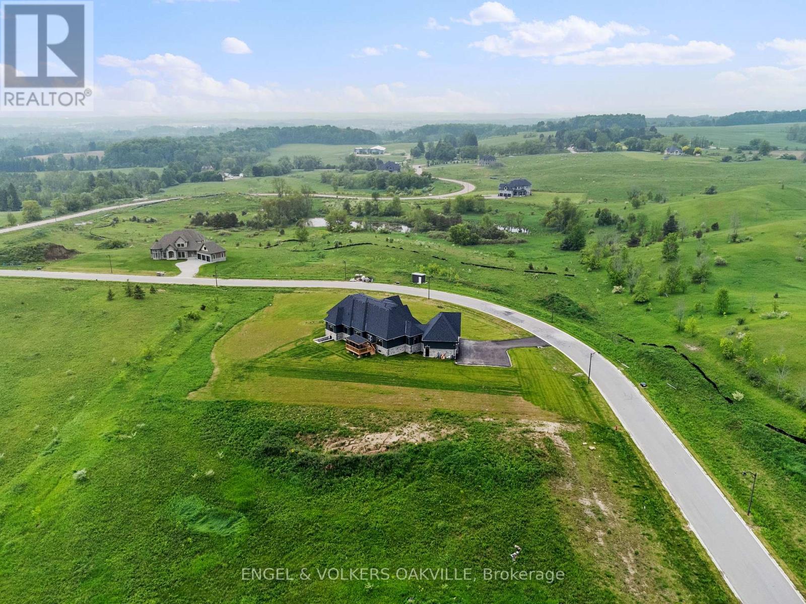 91 Logan Road, Caledon, Ontario  L7E 4L5 - Photo 44 - W12436719