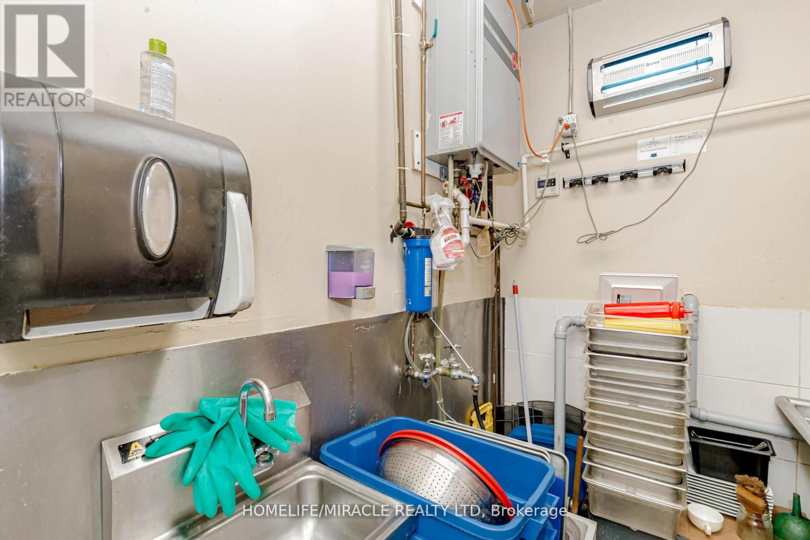 23 - 128 Queen Street S, Mississauga, Ontario  L5M 1K8 - Photo 46 - W12436736