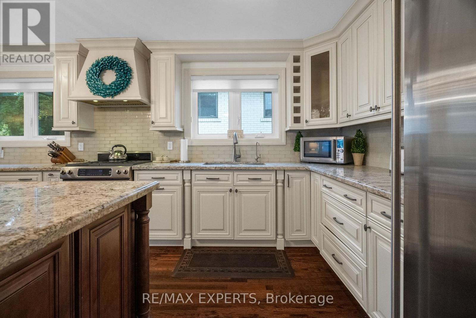 173 Kingsview Drive, Caledon, Ontario  L7E 3W8 - Photo 11 - W12436743