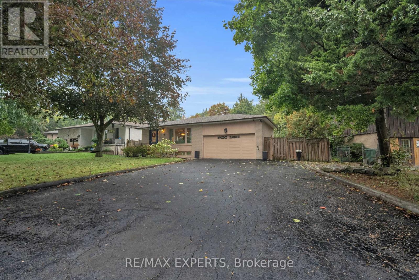 173 Kingsview Drive, Caledon, Ontario  L7E 3W8 - Photo 2 - W12436743