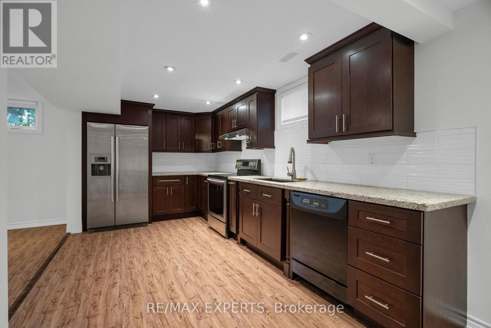173 Kingsview Drive, Caledon, Ontario  L7E 3W8 - Photo 36 - W12436743
