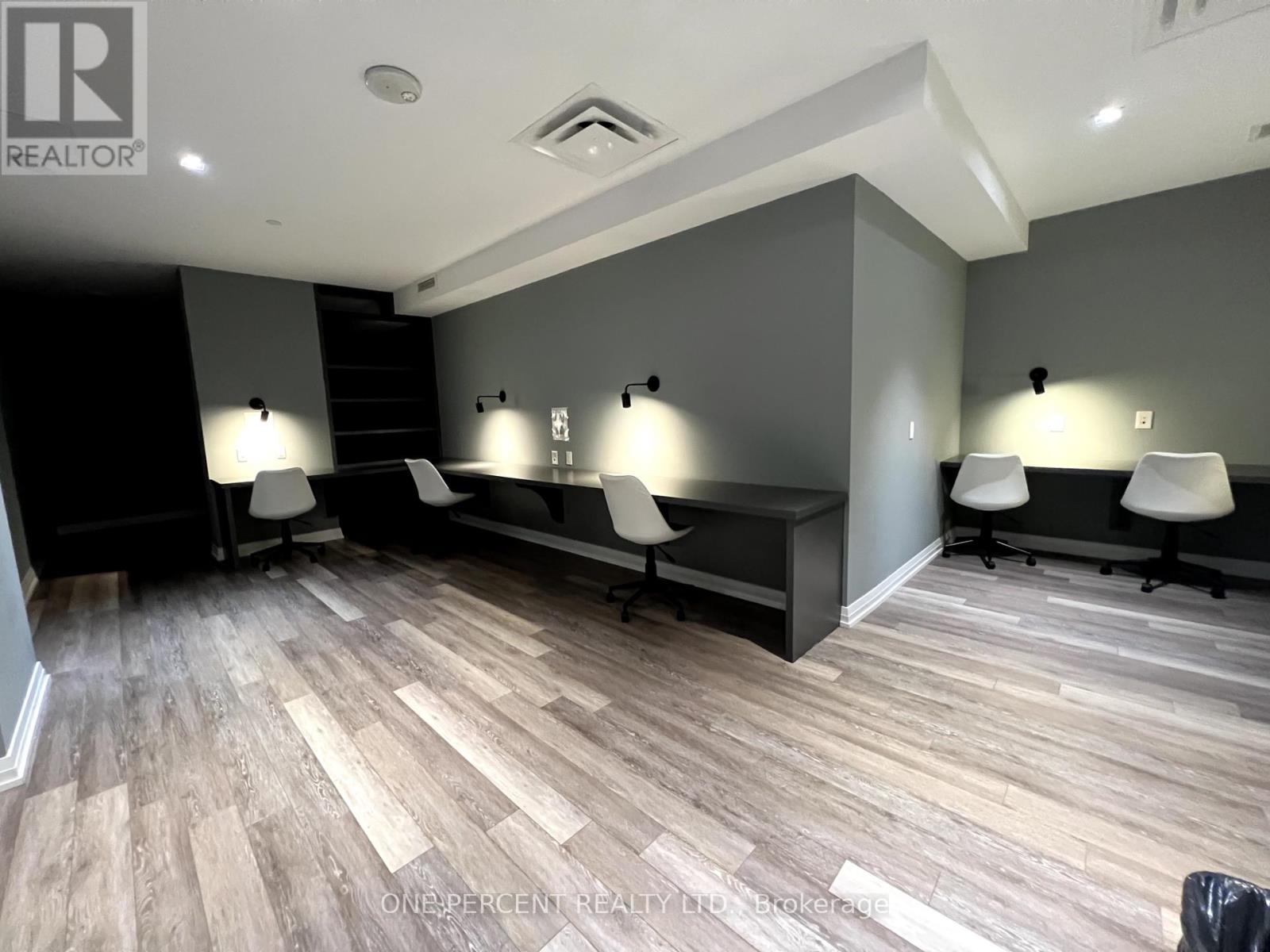 819 - 50 Thomas Riley Road, Toronto, Ontario  M9B 0C1 - Photo 17 - W12436803