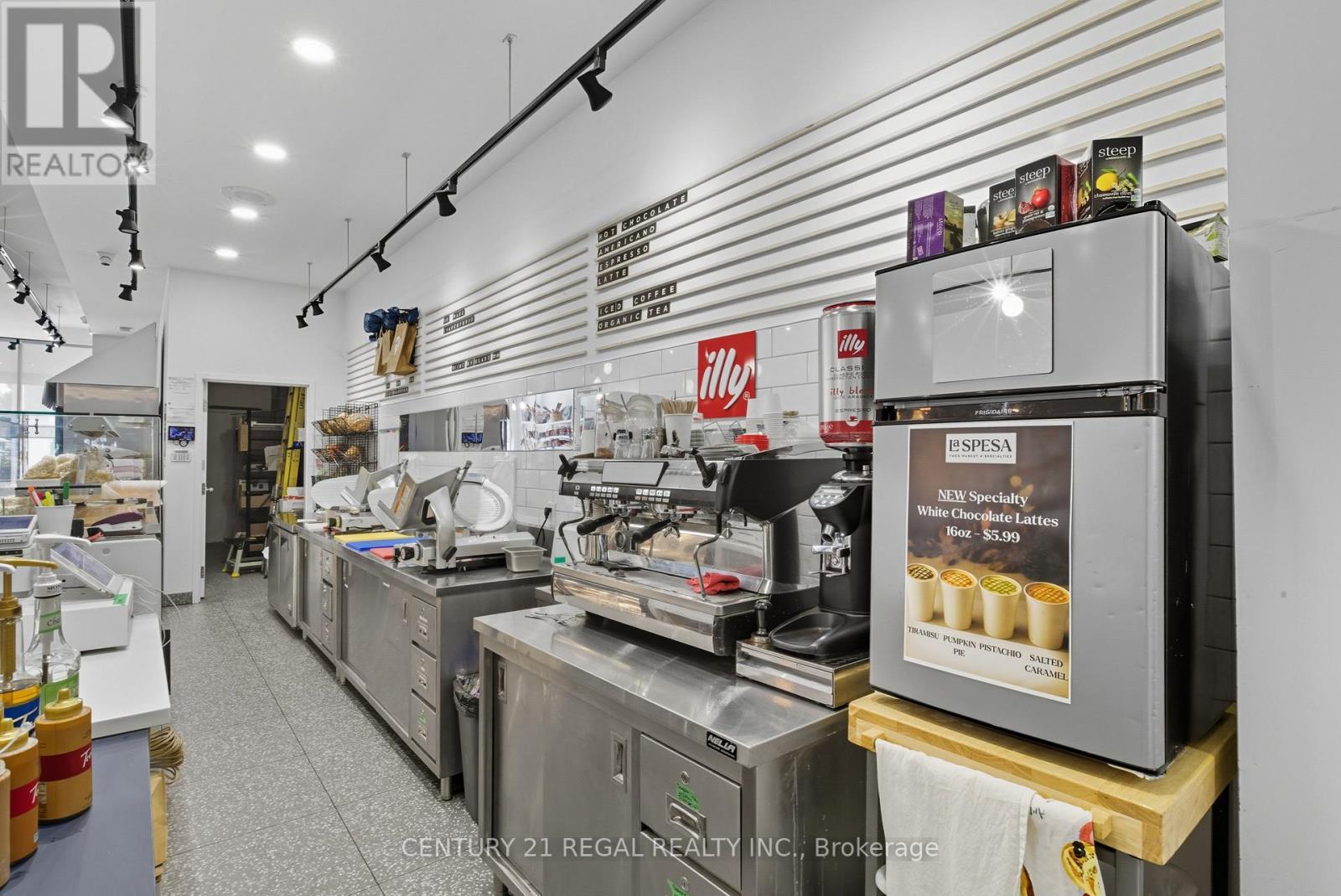 1700 St Clair Avenue W, Toronto, Ontario  M6N 1J1 - Photo 9 - W12436807