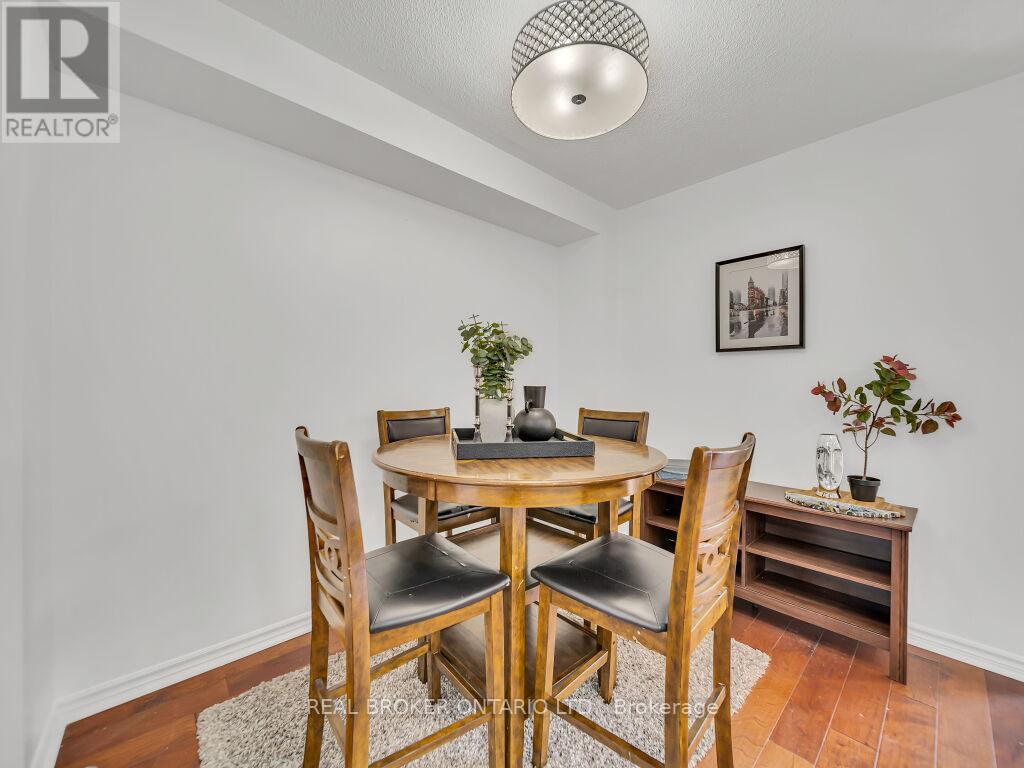 332 Riverstone Drive, Oakville, Ontario  L6H 7M3 - Photo 19 - W12436809